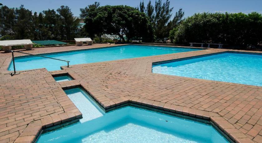 Umdloti Holiday Resort Apartments Экстерьер фото